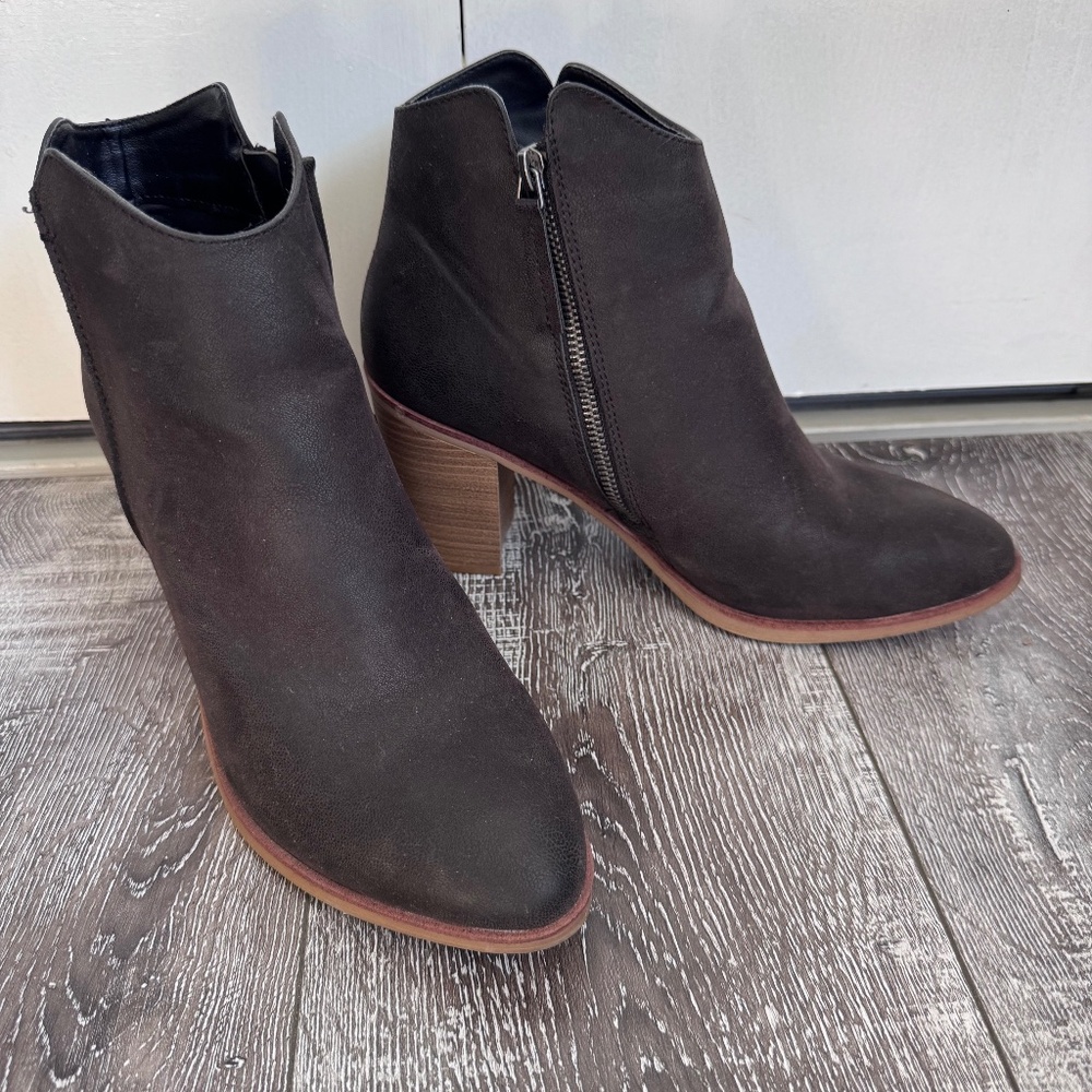Mia black boot